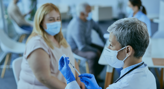 В УКРАЇНІ ВВОДЯТЬ БУСТЕРНУ ДОЗУ ВАКЦИНИ ПРОТИ COVID-19 ДЛЯ ВСІХ ВАКЦИНОВАНИХ